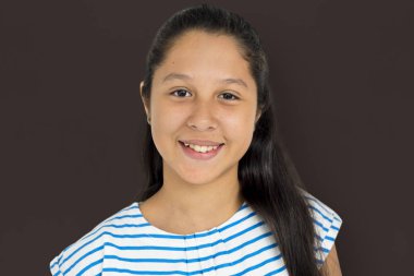 Asyalı kız th Studio'da gülümseyen