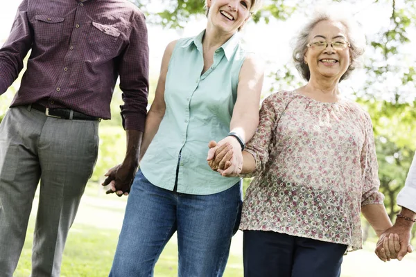 Group of Senior Retirement Friends — Stock Photo, Image