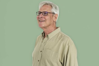 Neşeli komuta sizde Studio