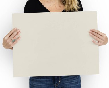 kadın holding tasarlamak