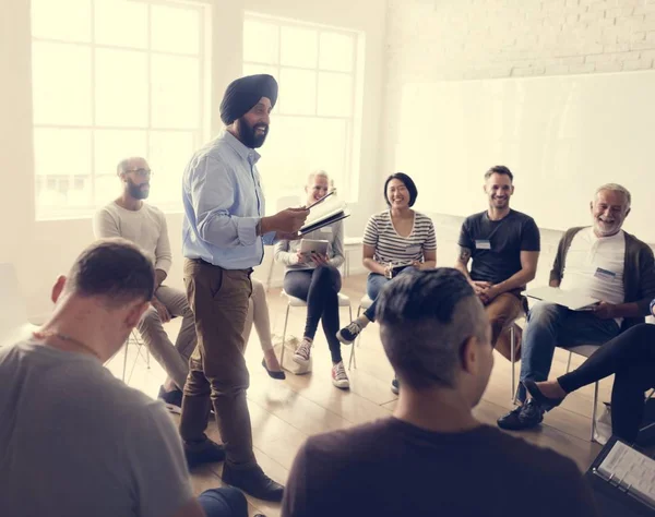 People Meet Up for Seminar — Stock Photo, Image