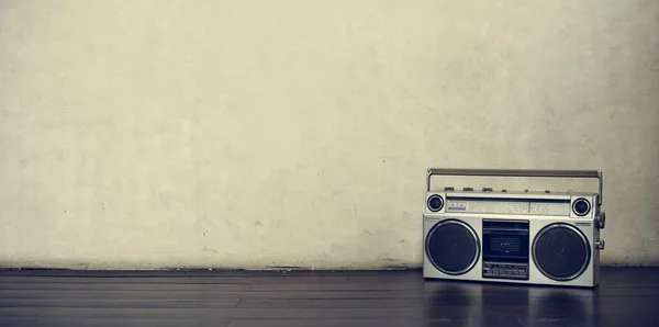 Oude retro radio — Stockfoto