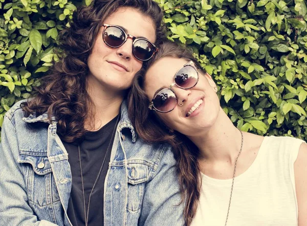 Lesbianas pareja juntos —  Fotos de Stock