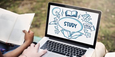 Öğrenciler birlikte öğrenme