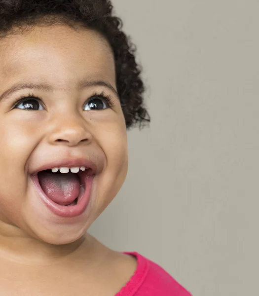 Afrikanisches Kind lacht — Stockfoto