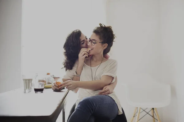 Lesbisches Paar zusammen — Stockfoto