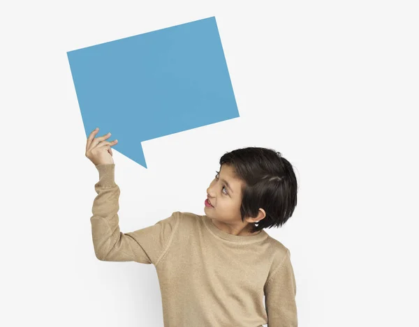 Niño sosteniendo discurso burbuja — Foto de Stock