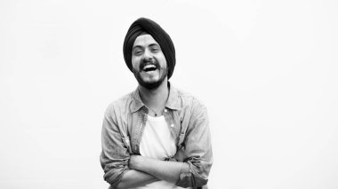 gülümseyen Hint adam