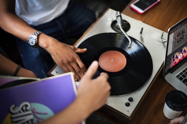 Turntable vinil kaydedici