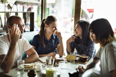 insanlar kahve içme