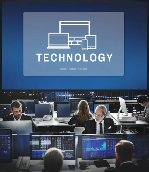 Bedrijf, werknemers en technologie — Stockfoto