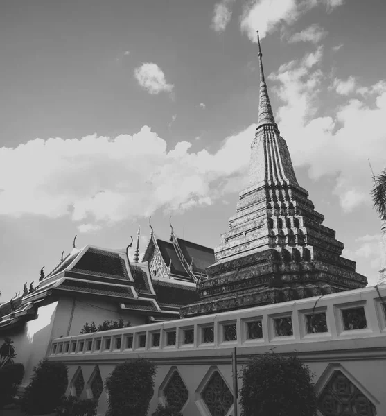 Tempel in der Nähe von wat arun in bangkok — Stockfoto