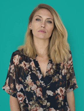 stüdyoda Kafkas kadın 