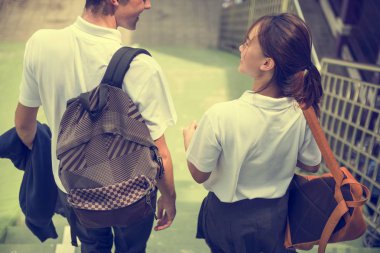 Öğrenciler birlikte söz