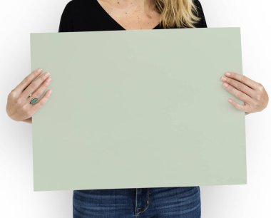  kadın holding tasarlamak