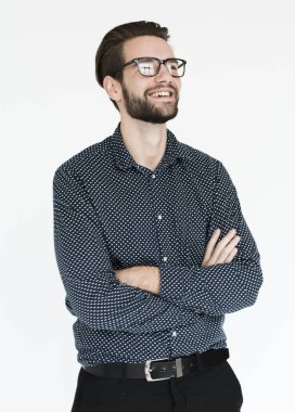 Gülümseyen sakallı işadamı 