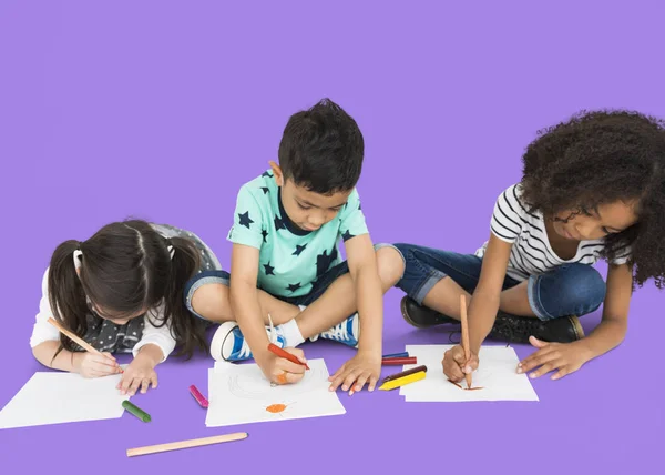 Kinderen tekening met potloden — Stockfoto