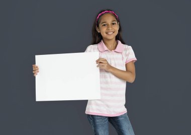 Kız holding tasarlamak 