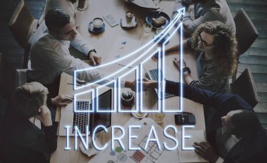 projede çalışan iş adamları