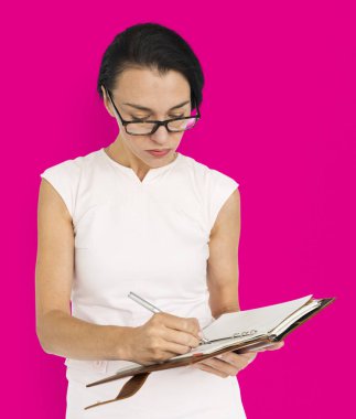 not defterinde yazılı iş kadını