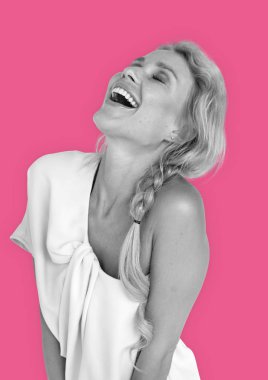 Kavram gülümseyen kadın