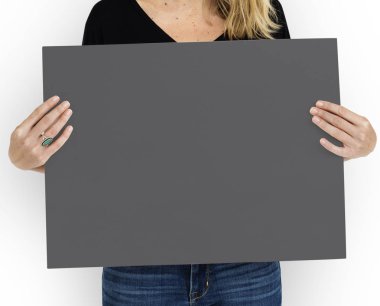  kadın holding tasarlamak 