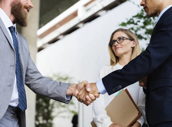 Gente de negocios moviendo las manos — Foto de Stock