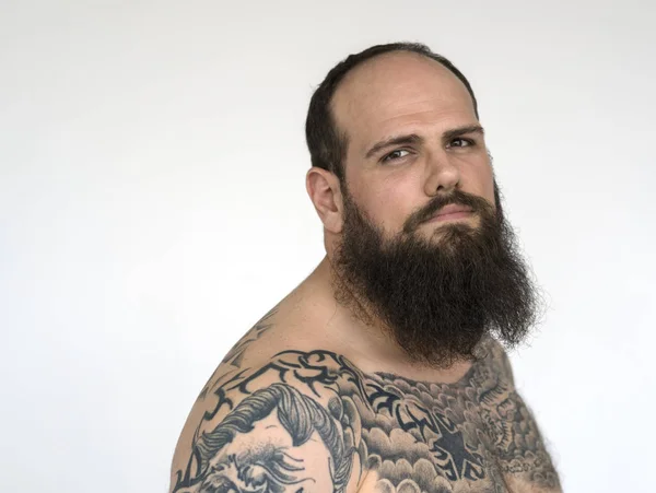 Férfi szakáll és tetoválás — Stock Fotó