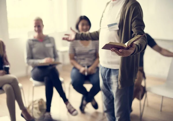 Människor möte på seminarium — Stockfoto