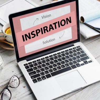 bilgi ile çalışan dizüstü bilgisayar