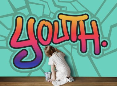 yazı tahtası üzerinde çizim kız