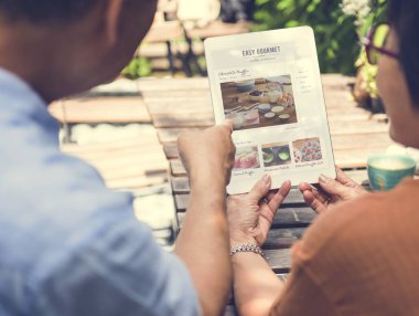 Çift dijital tablet kullanma