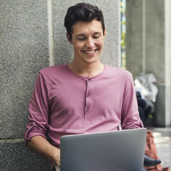 Student Using Laptop — Stock Photo, Image