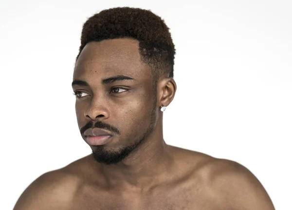 Aantrekkelijke jonge Afrikaanse man — Stockfoto