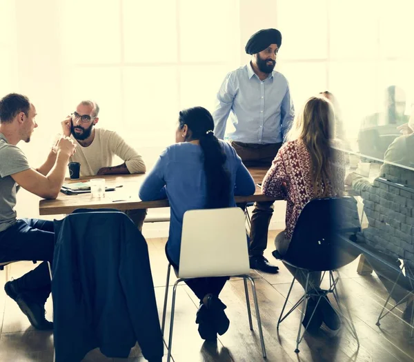 Réunion des personnes sur le séminaire — Photo