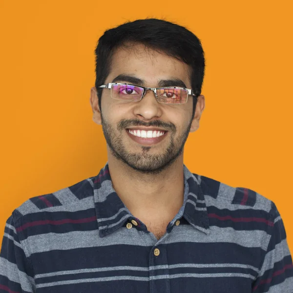 Hombre indio sonriente —  Fotos de Stock