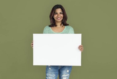 Neşeli kadın holding afiş 