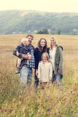 mutlu aile birlikte alanındaki