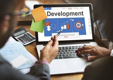 çalışma ve fikirleri tartışmak iş adamları