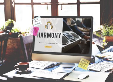 bilgisayar monitöründe tablo