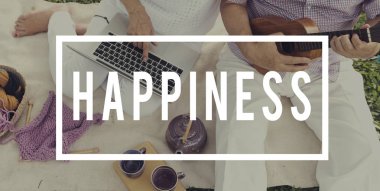 Üst düzey çift üzerinde piknik