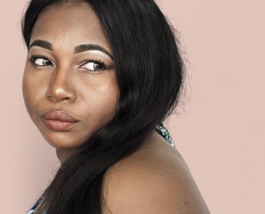 Çekici Genç Kadın