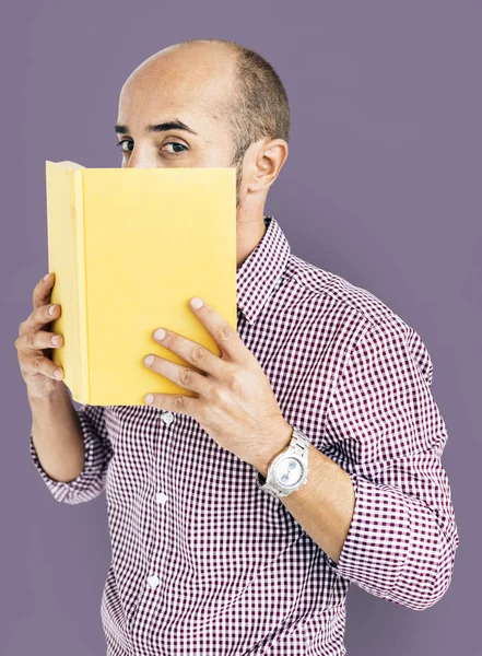 Libro de tenencia del hombre . —  Fotos de Stock