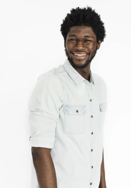 Afrikai férfi mosolyogva — Stock Fotó