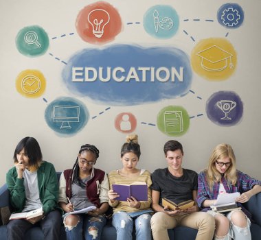 Öğrenciler birlikte öğrenme