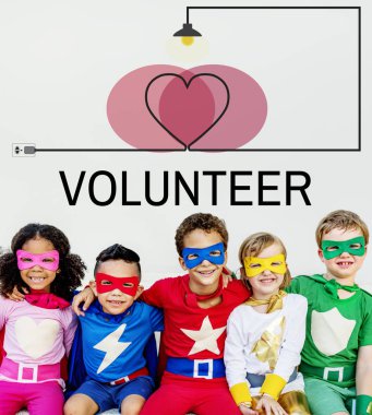 Çocuk süper kahraman kostümleri