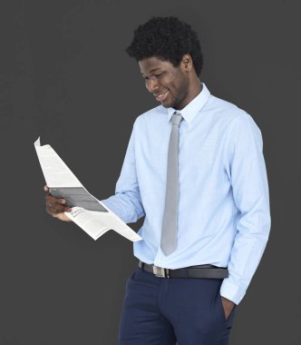 işadamı okuma gazete  