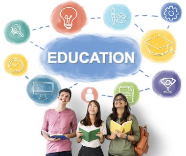 ayakta ve kitap tutan öğrenciler