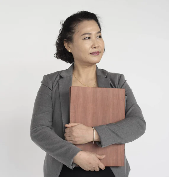 Asian businesswoman with documents — Stock Photo, Image