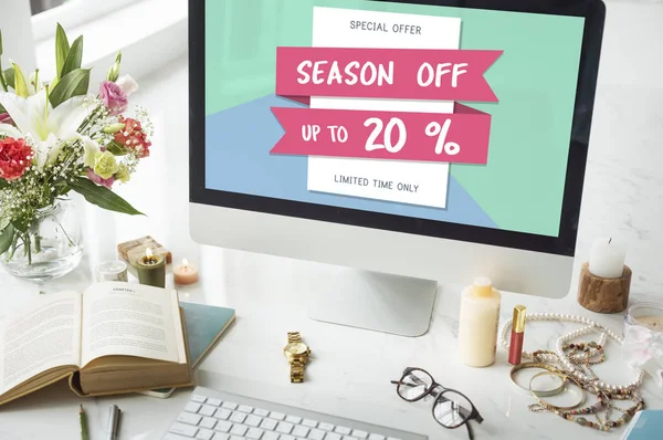 güzel çalışma alanı tablosu ile bilgisayar